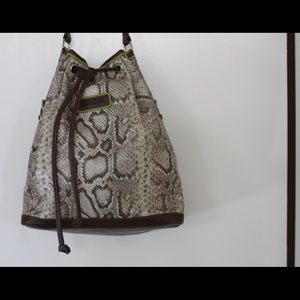 Longchamp Leather Bucket Shoulder bag Snake Print